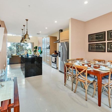 Luxury Villa Less Than A Mile From Disneyworld -Bonus Elevator- オーランド エクステリア 写真