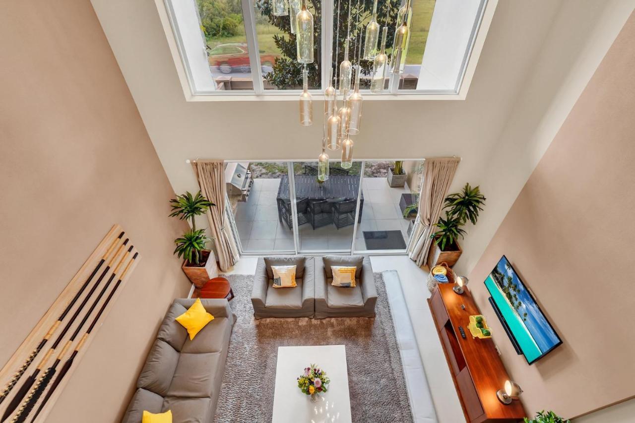 Luxury Villa Less Than A Mile From Disneyworld -Bonus Elevator- オーランド エクステリア 写真